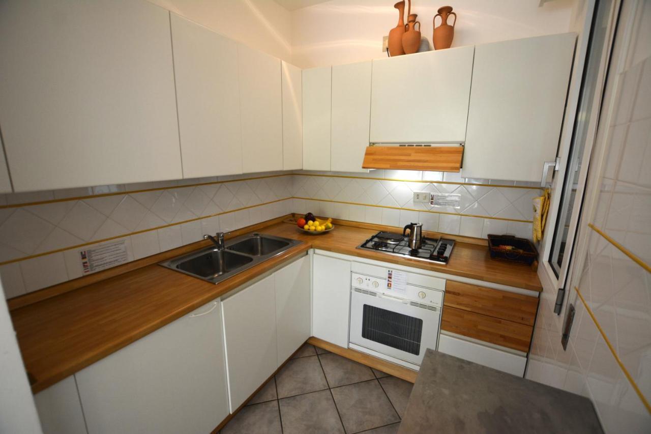 Lignano Pineta Nice Flat ลินญาโน ซับเบียโดโร ภายนอก รูปภาพ